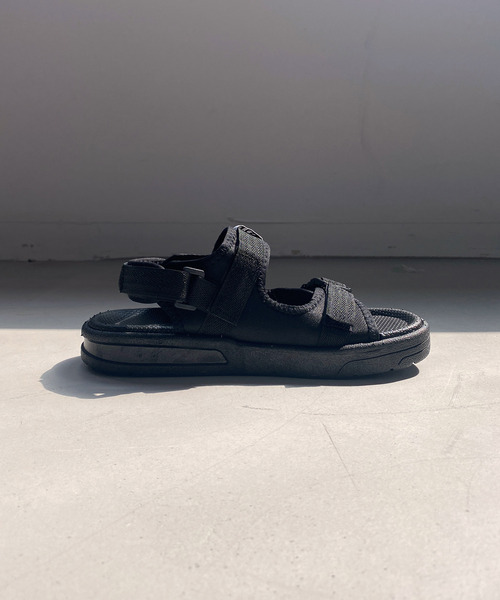 c.u.l（シーユーエル）の「【c.u.l】ユニセックス スポーツサンダル 2本ベルクロサンダル culs15（サンダル・レディース・ホワイト/ブラック/ブラック×グレー・40/37/39/38/42/44/43/36/41）」の8枚目の写真