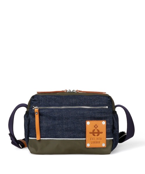 “レッドスレッド” ショルダーバッグ【129966 VWH160E】