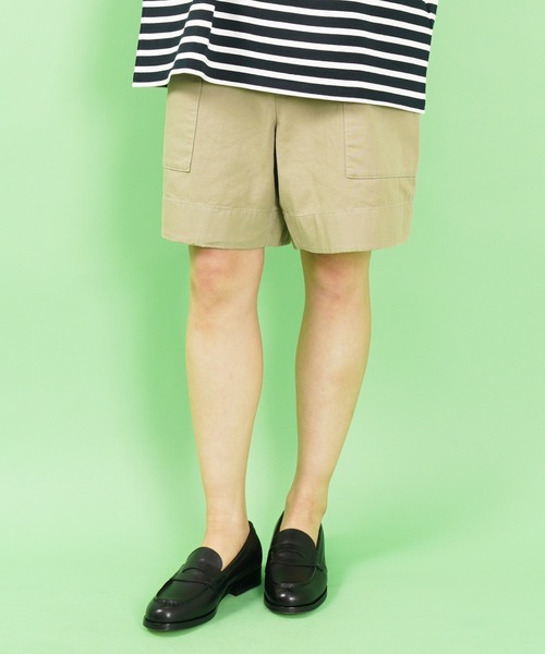 DANTON(ダントン)の「COTTON OX EASY SHORTS(チノパンツ・レディース・ブラック/ベージュ/オリーブ/ダークブルー/ピンク系その他/グレイッシュベージュ・38/36)」の2枚目の写真