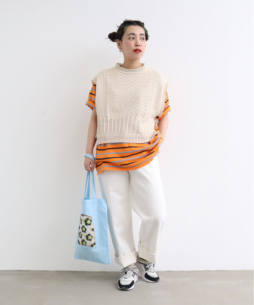 AMBIDEX(アンビデックス)の「透かし編みショートリボンベスト(ベスト・レディース・レッド/ネイビー/キナリ・FREE)」の2枚目の写真