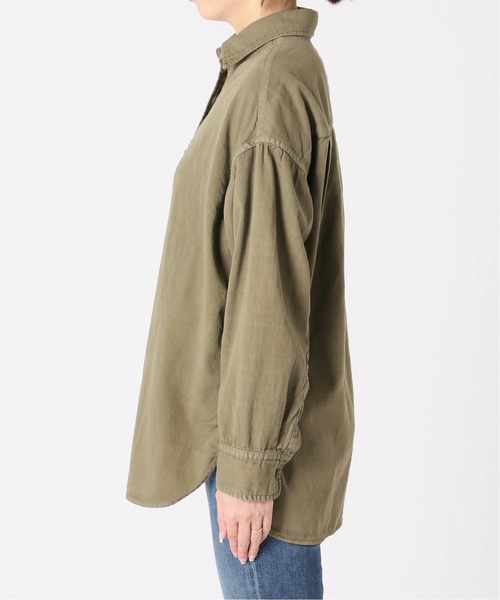 Deuxieme Classe（ドゥーズィエムクラス）の「*badass シャツ