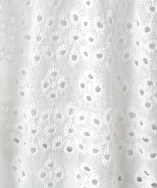 PUAL CE CIN（ピュアルセシン）の「【WEB限定】カットワーク刺繍ティアードチュニックブラウス（シャツ/ブラウス・レディース・ホワイト・FREE）」の5枚目の写真