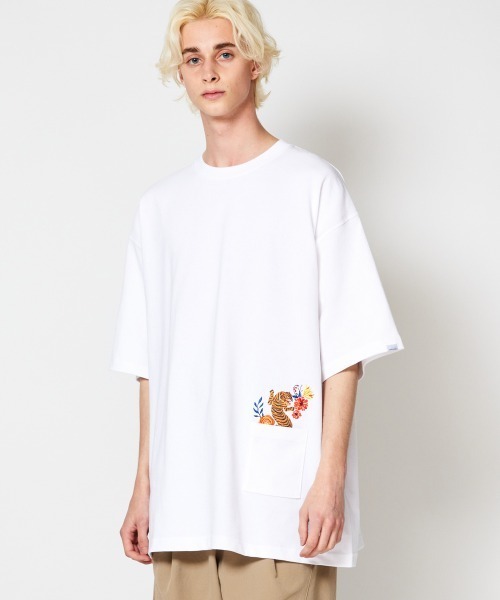 【セール】rehacer : Flower Bush Tiger HW T / フラワー ブッシュタイガーヘビーウエイトTシャツ（Tシャツ/カットソー）｜rehacer（レアセル）