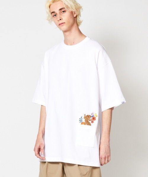 【セール】rehacer : Flower Bush Tiger HW T / フラワー ブッシュタイガーヘビーウエイトTシャツ（Tシャツ/カットソー）｜rehacer（レアセル）