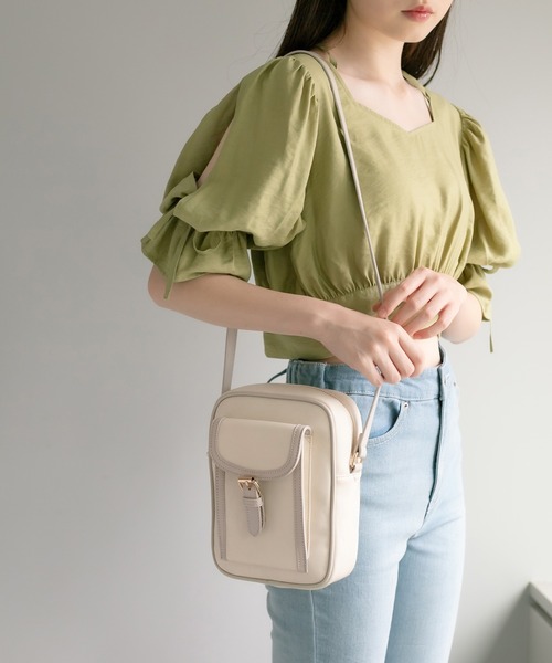 OLIVE des OLIVE（オリーブデオリーブ）の「タテ長ショルダー（ショルダーバッグ・レディース・ベージュ/オフホワイト/サックスブルー・FREE）」の5枚目の写真