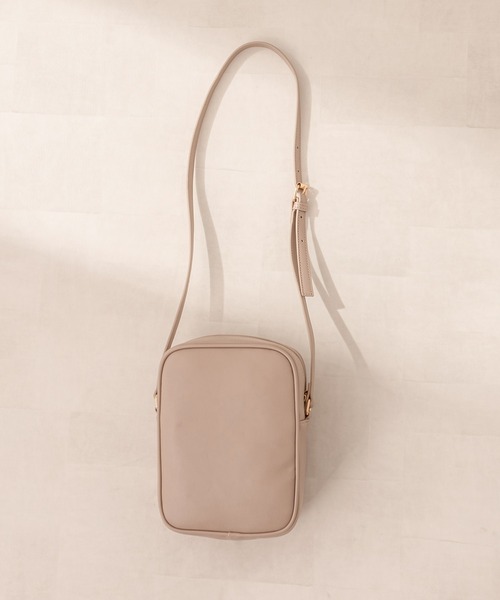 OLIVE des OLIVE（オリーブデオリーブ）の「タテ長ショルダー（ショルダーバッグ・レディース・ベージュ/オフホワイト/サックスブルー・FREE）」の11枚目の写真