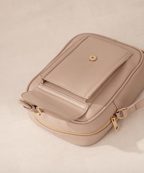 OLIVE des OLIVE（オリーブデオリーブ）の「タテ長ショルダー（ショルダーバッグ・レディース・ベージュ/オフホワイト/サックスブルー・FREE）」の17枚目の写真