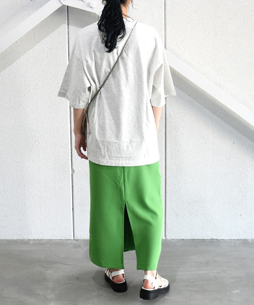 sango(sango)の「ピグメントプリントTシャツ(Tシャツ/カットソー・レディース・チャコールグレー/ブラウン/ホワイト系その他・FREE)」の5枚目の写真