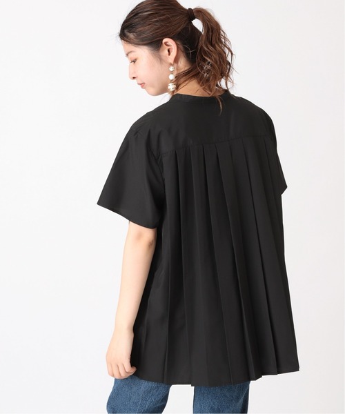 B.C STOCK(ベーセーストック)の「バックプリーツブラウス(シャツ/ブラウス・レディース・ブラック/ネイビー/アイボリー・FREE)」の10枚目の写真