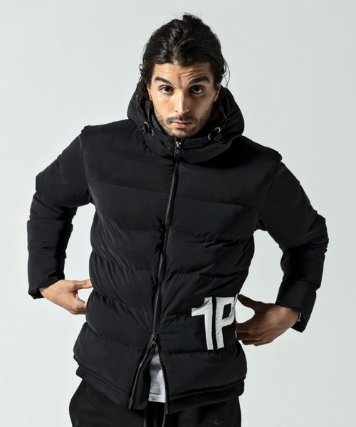 1piu1uguale3 RELAX（ウノピュウノウグァーレトレリラックス）の「1PIU1UGUALE3 RELAX/ウノピゥ ウノ ウグァーレ トレ リラックス/ 別注ロゴ中綿ブルゾン（ブルゾン・メンズ・ブラック・MEDIUM/LARGE/X-LARGE/XX-LARGE）」の6枚目の写真