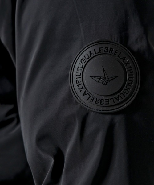 1piu1uguale3 RELAX（ウノピュウノウグァーレトレリラックス）の「1PIU1UGUALE3 RELAX/ウノピゥ ウノ ウグァーレ トレ リラックス/ 別注ロゴ中綿ブルゾン（ブルゾン・メンズ・ブラック・MEDIUM/LARGE/X-LARGE/XX-LARGE）」の12枚目の写真