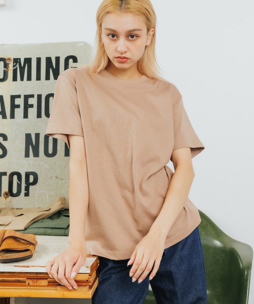 United Athle(ユナイテッドアスレ)の「ヘビーウェイト コットン Tシャツ 天竺 秋 秋服 2026年秋冬(Tシャツ/カットソー・メンズ・ベージュ/オフホワイト/ダークネイビー/グリーン/スミクロ・M/L/XL/XXL)」の16枚目の写真