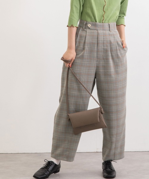 POU DOU DOU（プードゥドゥ）の「タックパンツ（その他パンツ・レディース・ブラック/グリーン/スミクロ・3）」の3枚目の写真