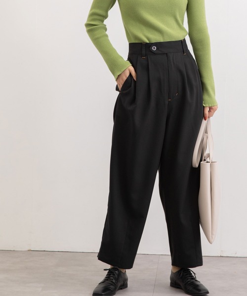 POU DOU DOU（プードゥドゥ）の「タックパンツ（その他パンツ・レディース・ブラック/グリーン/スミクロ・3）」の2枚目の写真