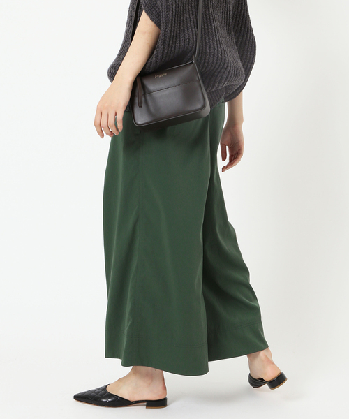 IENA(イエナ)の「ナイロントラペーズパンツ(その他パンツ・レディース・ブラウン/グリーン・38/36)」の15枚目の写真