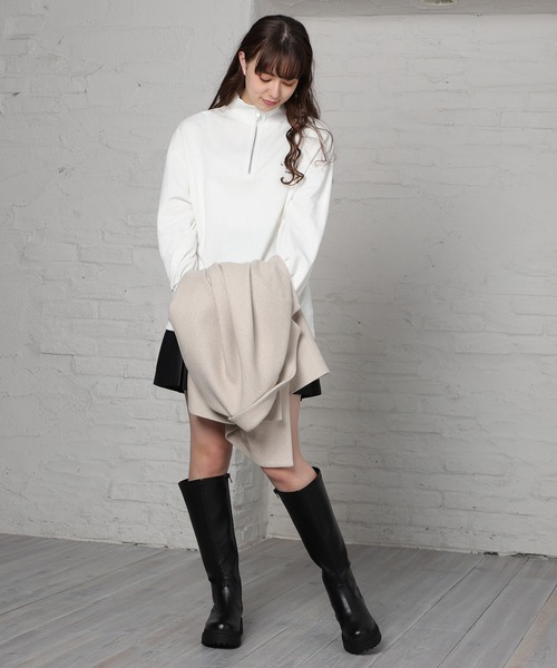 Honeys（ハニーズ）の「ジップ使いゆるトレーナー（スウェット・レディース・ブラック/グリーン/ブルー/ホワイト・L/M/S）」の5枚目の写真