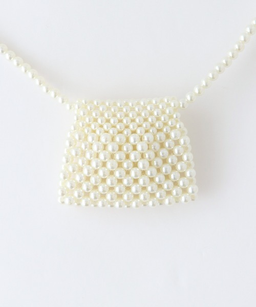 BLUEEAST(ブルーイースト)の「マイクロパールバッグ(ショルダーバッグ・レディース・オフホワイト・FREE)」の4枚目の写真