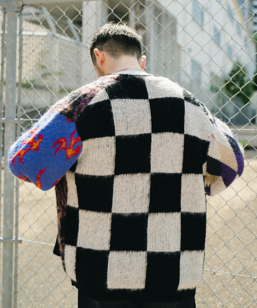 INHERIT（インヘリット）の「オーバーサイズ 総柄カーディガン（カーディガン/ボレロ・メンズ・ブラック系その他・MEDIUM/LARGE）」の16枚目の写真