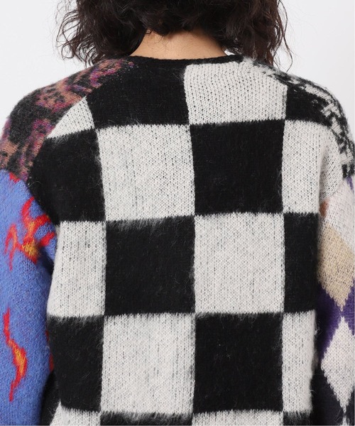 INHERIT（インヘリット）の「オーバーサイズ 総柄カーディガン（カーディガン/ボレロ・メンズ・ブラック系その他・MEDIUM/LARGE）」の4枚目の写真