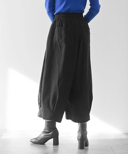 rps（アールピーエス）の「ツイル起毛ボリュームタックパンツ（その他パンツ・レディース・チャコールグレー/グレイッシュベージュ/ブラック/カーキ/モカ・フリー）」の12枚目の写真