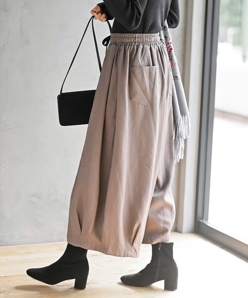 rps（アールピーエス）の「ツイル起毛ボリュームタックパンツ（その他パンツ・レディース・チャコールグレー/グレイッシュベージュ/ブラック/カーキ/モカ・フリー）」の20枚目の写真