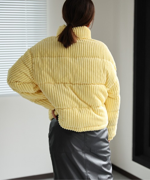 LAC-VERT(ラック・ヴェール)の「【選べる素材】新素材登場!コーデュロイ/合皮ダウン(ダウンジャケット/コート・レディース・ブラック/ブルー/ブラウン/ピンク/ホワイト/イエロー/パープル/アイボリー/ライトピンク/ライトイエロー/ライトブルー/ホワイト系その他/ブラック系その他/シルバー・S/M)」の22枚目の写真