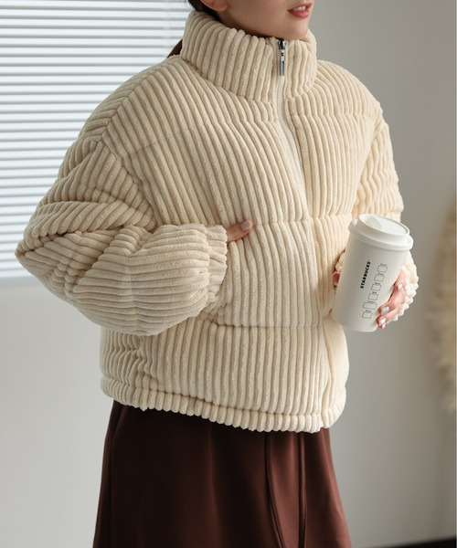 LAC-VERT(ラック・ヴェール)の「【選べる素材】新素材登場!コーデュロイ/合皮ダウン(ダウンジャケット/コート・レディース・ブラック/ブルー/ブラウン/ピンク/ホワイト/イエロー/パープル/アイボリー/ライトピンク/ライトイエロー/ライトブルー/ホワイト系その他/ブラック系その他/シルバー・S/M)」の15枚目の写真