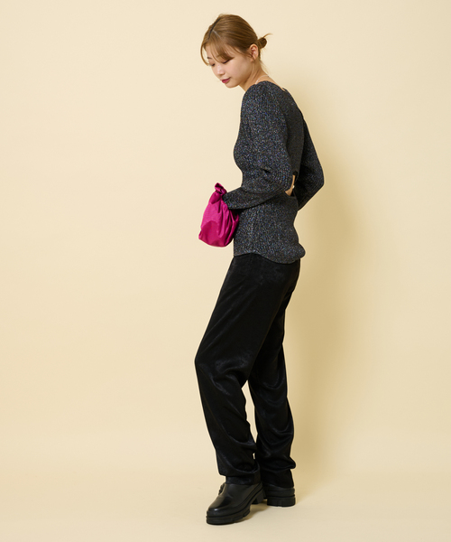 U by SPICK&SPAN(ユーバイスピックアンドスパン)の「ラメバックオープンニット(ニット/セーター・レディース・ブラック/パープル/ブルー・FREE)」の11枚目の写真