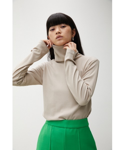 AZUL by moussy（アズールバイマウジー）の「BASIC RIB TURTLE NECK TOPS/ベーシックリブタートルネックトップス（Tシャツ/カットソー・レディース・グレイッシュベージュ/オレンジ/ダークブルー/ブラック・MEDIUM/SMALL）」の15枚目の写真