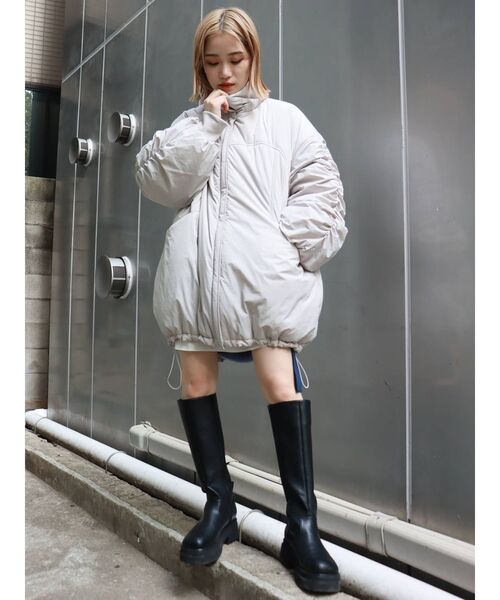 MURUA（ムルーア）の「ボリュームコクーンブルゾン（ブルゾン・レディース・ブラック/ブルー/アイボリー・FREE）」の15枚目の写真