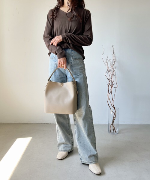 H.Warren（エイチウォーレン）の「ポーチ付2WAYワンハンドルショルダー&ハンドバッグ（ショルダーバッグ・レディース・ライトブラウン/ブラック/アイボリー/キャメル・FREE）」の12枚目の写真