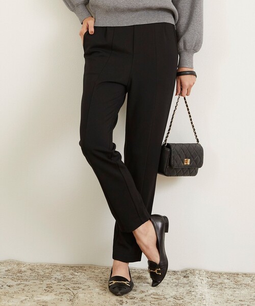 Feroux(フェルゥ)の「【洗える】ストレッチテーパード パンツ(その他パンツ・レディース・ブラック系/ベージュ系/ダークブラウン系・1/2)」の2枚目の写真