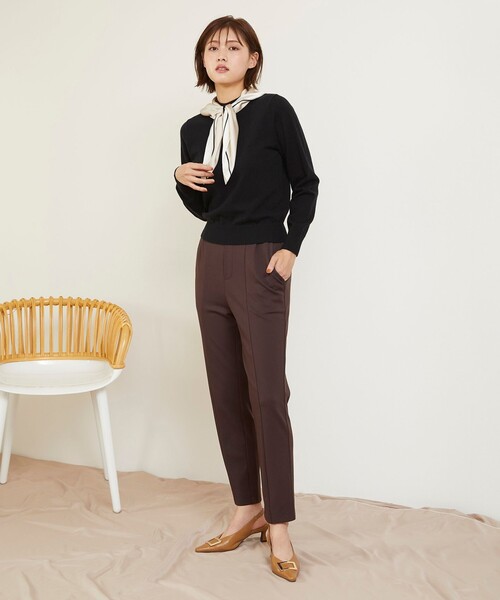Feroux(フェルゥ)の「【洗える】ストレッチテーパード パンツ(その他パンツ・レディース・ブラック系/ベージュ系/ダークブラウン系・1/2)」の7枚目の写真