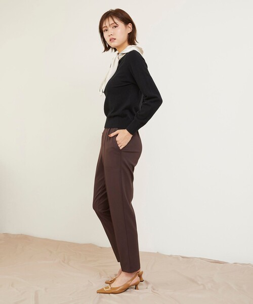 Feroux(フェルゥ)の「【洗える】ストレッチテーパード パンツ(その他パンツ・レディース・ブラック系/ベージュ系/ダークブラウン系・1/2)」の8枚目の写真