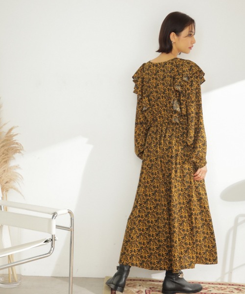 ROSE BUD（ローズバッド）の「Vネックフリルワンピース（ワンピース・レディース・ブルー/グリーン/ブラック・SMALL/MEDIUM）」の18枚目の写真