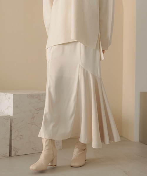 mysty woman(ミスティウーマン)の「サイド異素材マーメイドスカート 174367(スカート・レディース・ブラウン/ブラック/オフホワイト・FREE)」の21枚目の写真