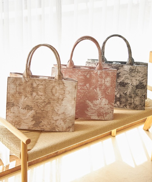 tocco closet(トッコ クローゼット)の「ゴブランプリントキャンバスバック(ハンドバッグ・レディース・ベージュ/ブラック/ピンク系その他・FREE)」の19枚目の写真
