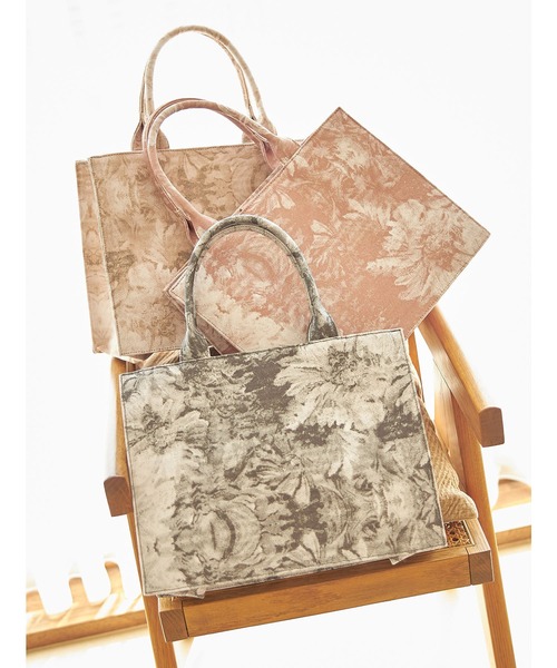 tocco closet(トッコ クローゼット)の「ゴブランプリントキャンバスバック(ハンドバッグ・レディース・ベージュ/ブラック/ピンク系その他・FREE)」の11枚目の写真
