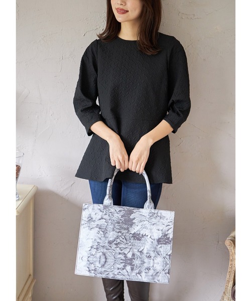 tocco closet(トッコ クローゼット)の「ゴブランプリントキャンバスバック(ハンドバッグ・レディース・ベージュ/ブラック/ピンク系その他・FREE)」の13枚目の写真