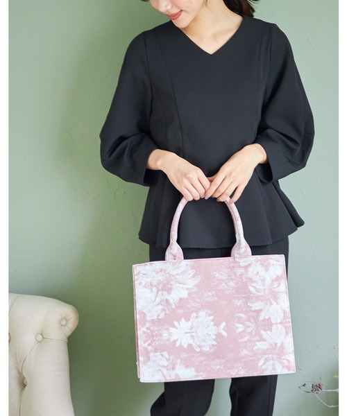 tocco closet(トッコ クローゼット)の「ゴブランプリントキャンバスバック(ハンドバッグ・レディース・ベージュ/ブラック/ピンク系その他・FREE)」の20枚目の写真