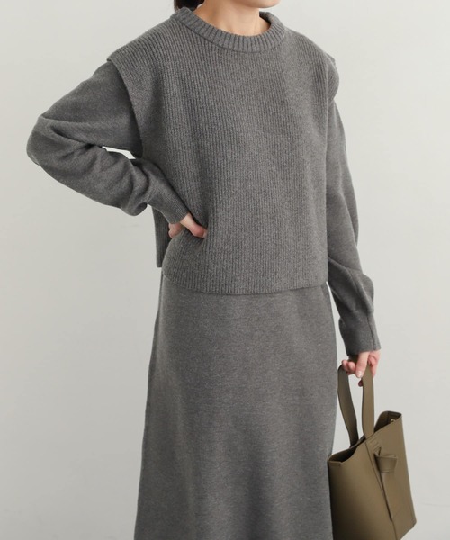 URBAN RESEARCH DOORS（アーバンリサーチドアーズ）の「ニットベストレイヤードワンピース（ワンピース・レディース・モカ/ブラック/チャコールグレー・MEDIUM）」の15枚目の写真