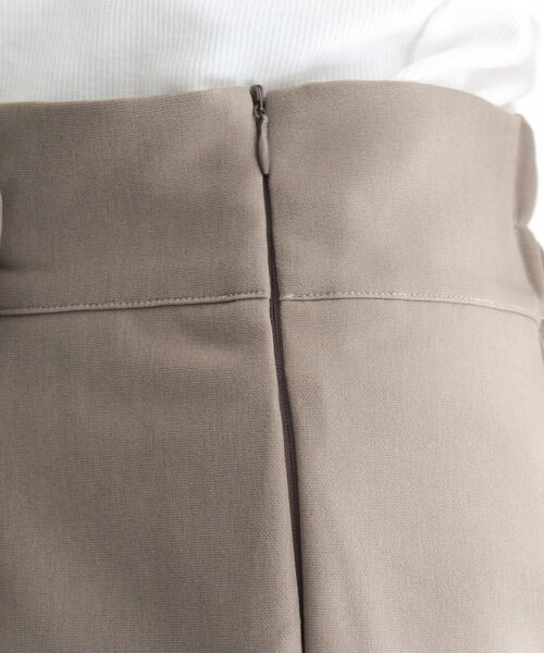 fredy emue（フレディエミュ）の「ラップミニスカパン（その他パンツ・レディース・ブラック/ベージュ・36/38）」の5枚目の写真