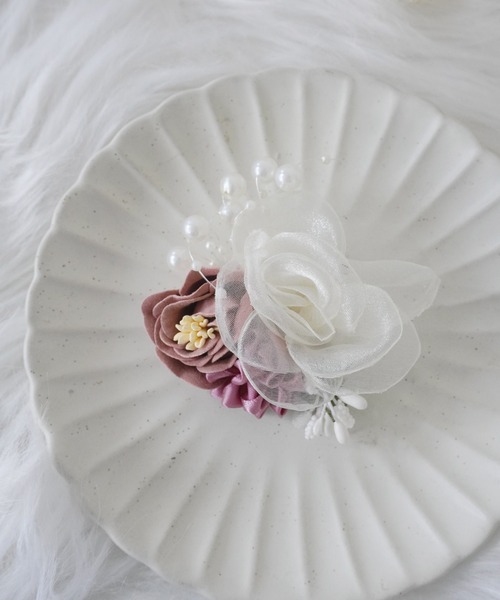 Port（ポート）の「【 Port / ポート 】 セレモニー フラワー パール コサージュ / オケージョン（ブローチ/コサージュ・レディース・B/D/A/C/E/F/G/H/I・FREE）」の3枚目の写真