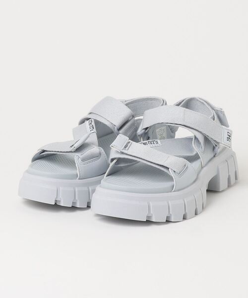 PALLADIUM(パラディウム)の「PALLADIUM/パラディウム REVOLT SANDAL MONO/レボルト サンダル モノ(サンダル・レディース・ピンク/ホワイト/ブラック/サックスブルー/ライトピンク・22.5cm/23cm/24cm/24.5cm/25cm/23.5cm/25.5cm/26cm/26.5cm/27cm)」の15枚目の写真