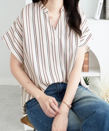 サラリとした素材感×ゆるっと上品 スキッパー衿Tシャツブラウス【Sサイズ展開あり】