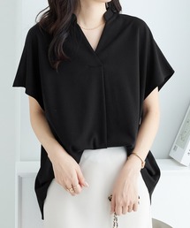 サラリとした素材感×ゆるっと上品 スキッパー衿Tシャツブラウス【Sサイズ展開あり】