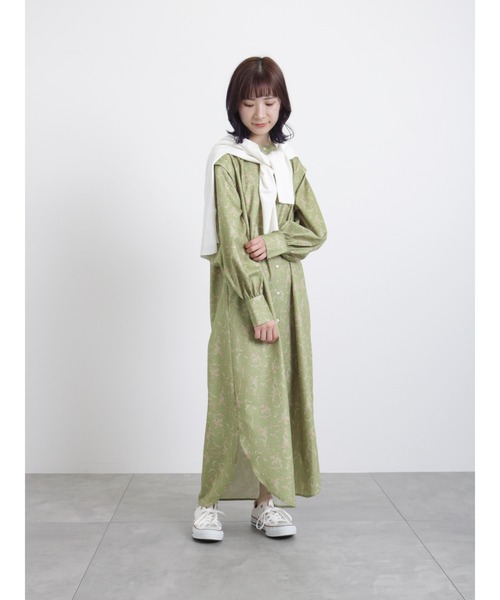 Samansa Mos2 blue（サマンサモスモスブルー）の「ドット花柄ワンピース（ワンピース・レディース・グリーン/ネイビー/ベージュ・ﾌﾘ-）」の21枚目の写真