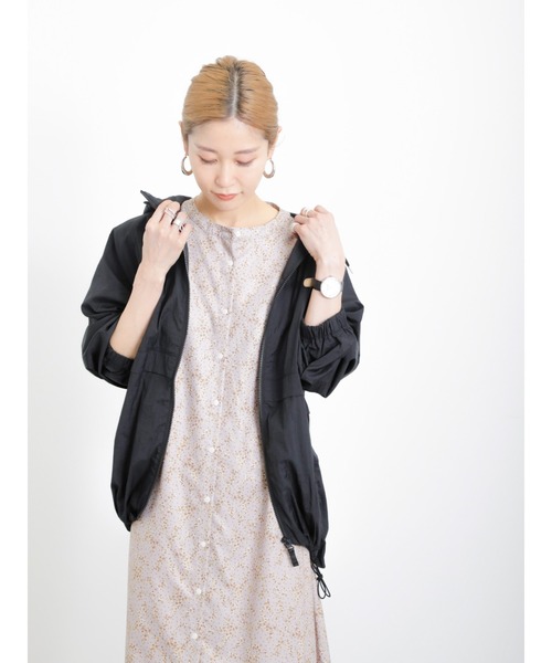 Samansa Mos2 blue（サマンサモスモスブルー）の「ドット花柄ワンピース（ワンピース・レディース・グリーン/ネイビー/ベージュ・ﾌﾘ-）」の4枚目の写真