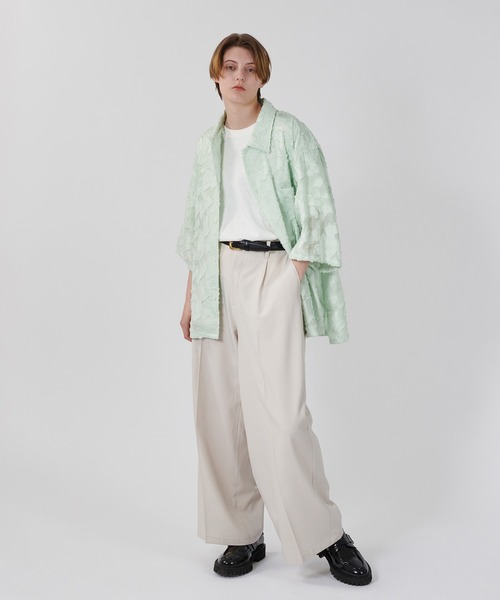 ONCILY（オンシェリー）の「SHEER JACQUARD FLOWER SHIRT