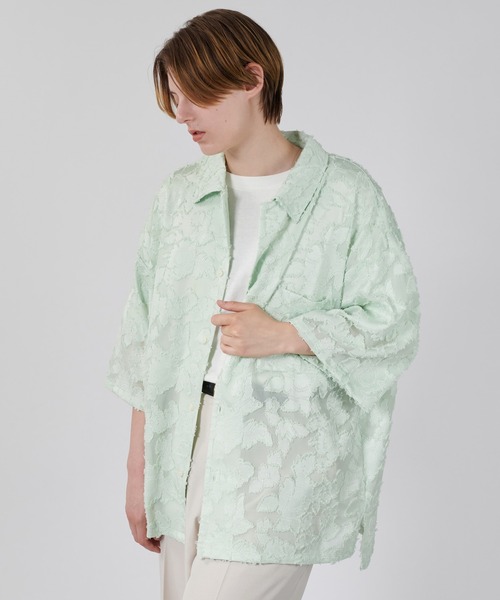 GREED グリード FLOWER SHEER JACQUARD Mock neck フラワー シアー ジャガード モックネック トップス ブラウス ハイネック 白 ONCILY（オンシェリー）の「SHEER JACQUARD FLOWER SHIRT